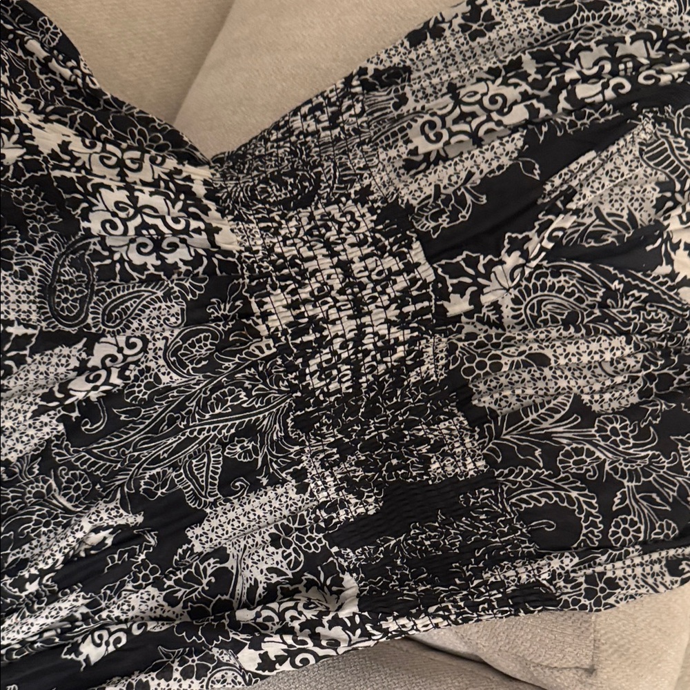 Grace Elements Black and White Asymmetrical Dress - Picture 5 of 6